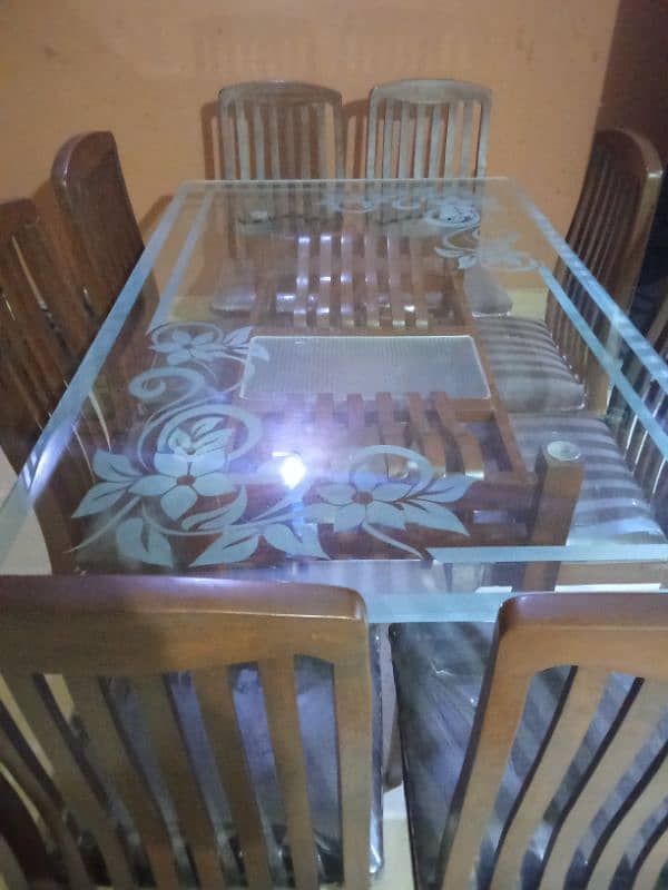 Dining table with eight chairs woodin just like new 5