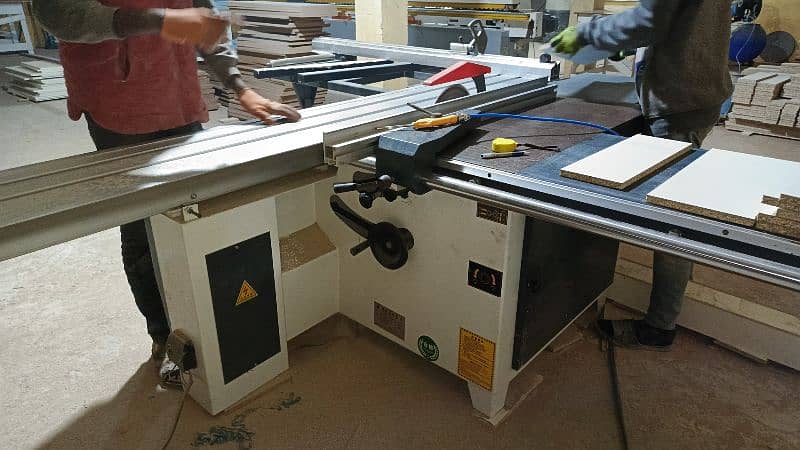 Panel saw (sliding cutter) like new 11