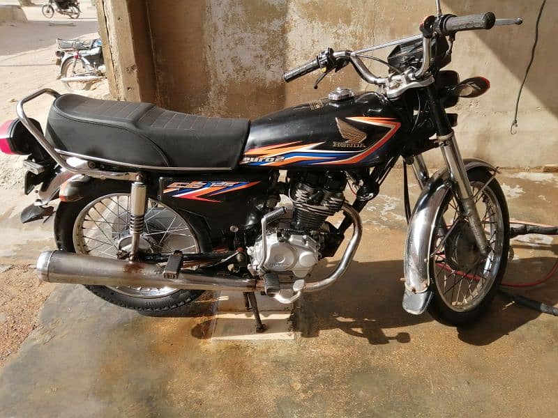 Honda CG-125. 0