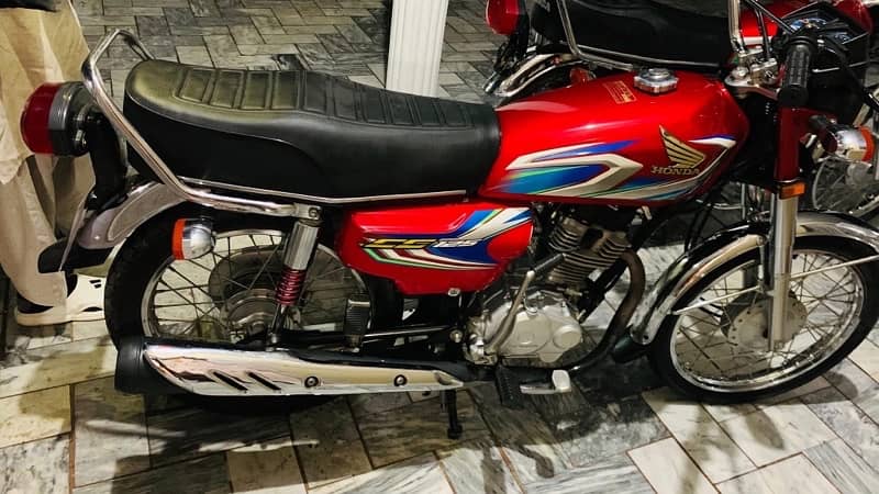 honda 125cc model 22 fresh bike isb ka num lega hay 0