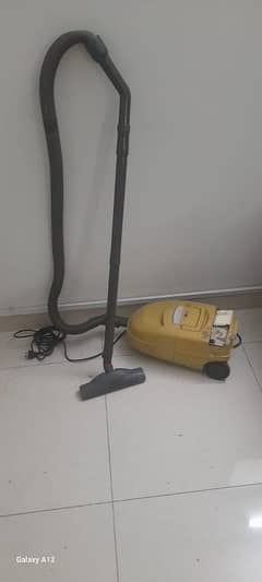 Hitachi vacuum cleaner