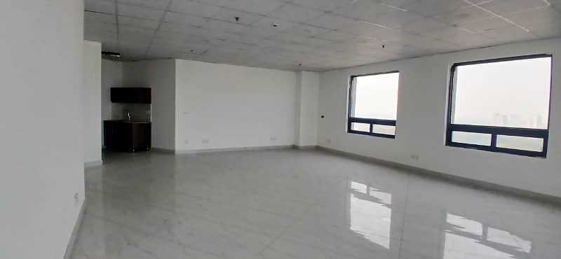 Brand New 813 Square Feet Corporate Offices Available On Rent At Affordable Price In Gulberg 0