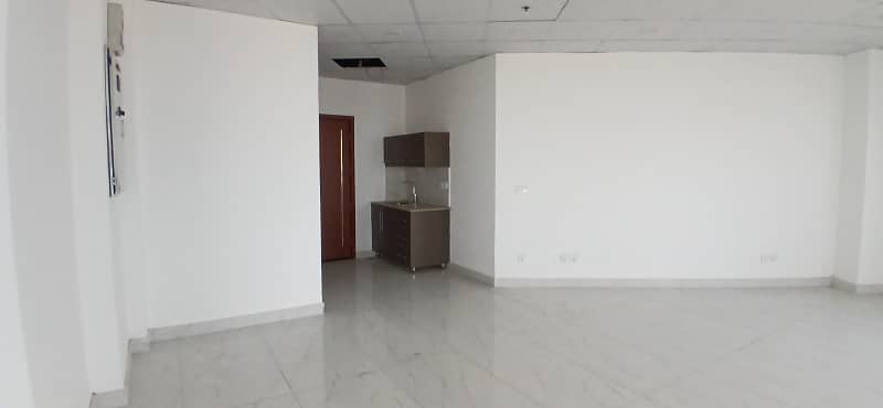 Brand New 813 Square Feet Corporate Offices Available On Rent At Affordable Price In Gulberg 6