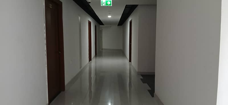 Brand New 813 Square Feet Corporate Offices Available On Rent At Affordable Price In Gulberg 18