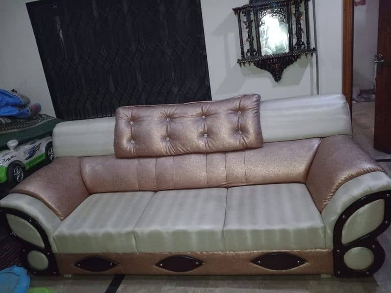 sofa set (sigal seat =2     double seat =1       3rd seater =1 2