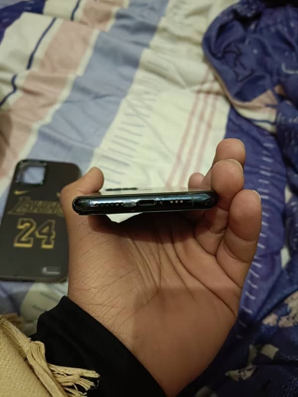 Iphone 11 pro for sale 8