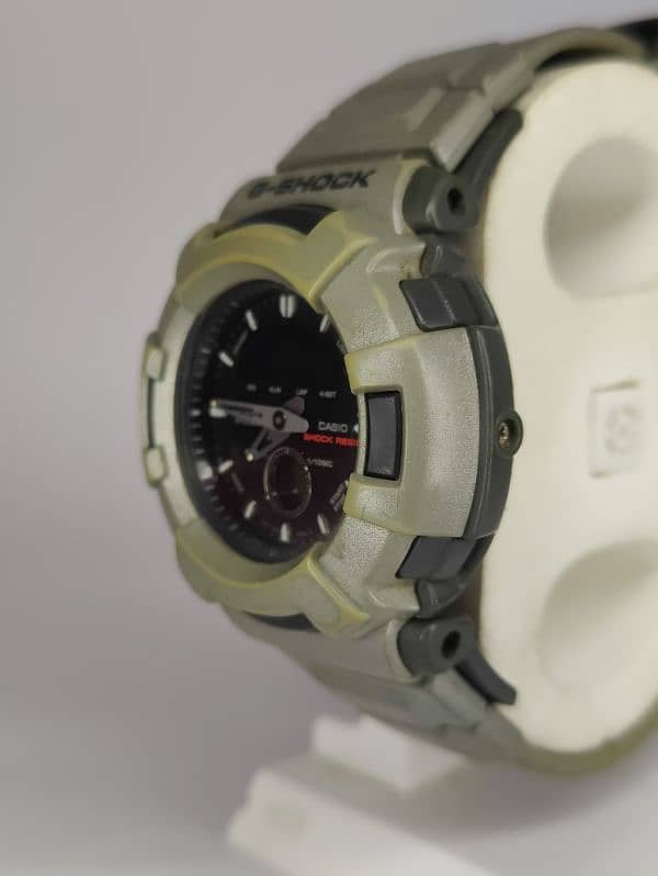 Casio G-Shock Analog Digital Quartz 4