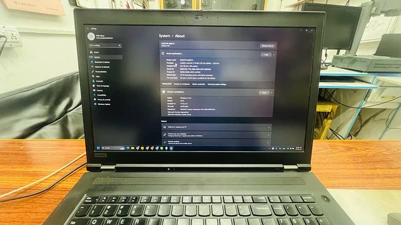 Lenovo ThinkPad P73 17.3" Core i7 9750H 32GB RAM 512GB SSD 4GB NVIDIA 3