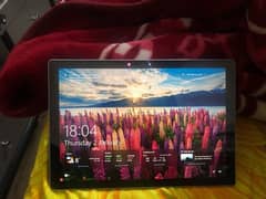 microsoft surface pro 5 i5 8Gb ram 256 GB rom