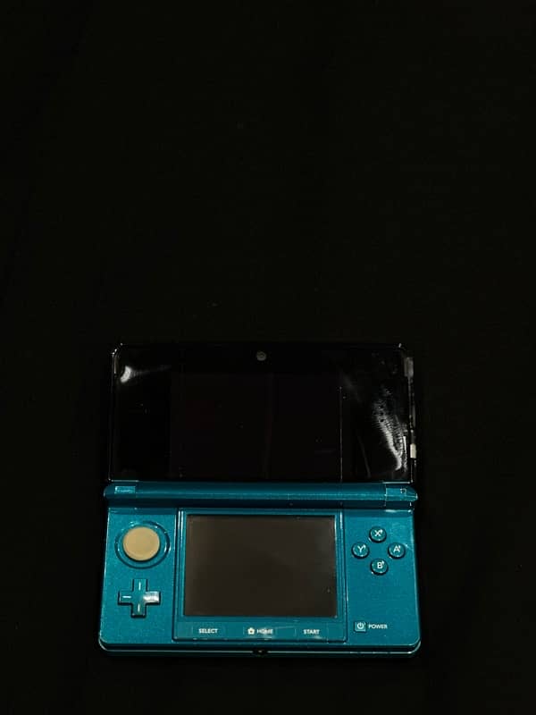 Nintendo 3ds Jailbreaked with charger and stylus 4