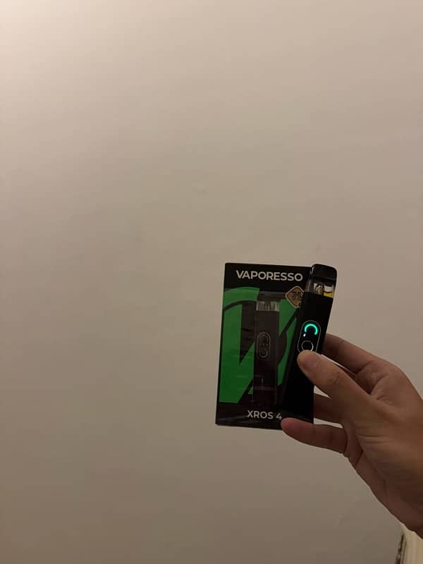 Vaporesso | XROS 4 | Black 0