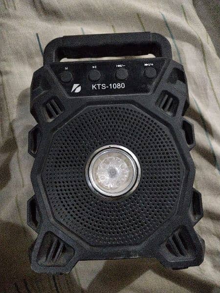 Bluetooth speaker audionic 0