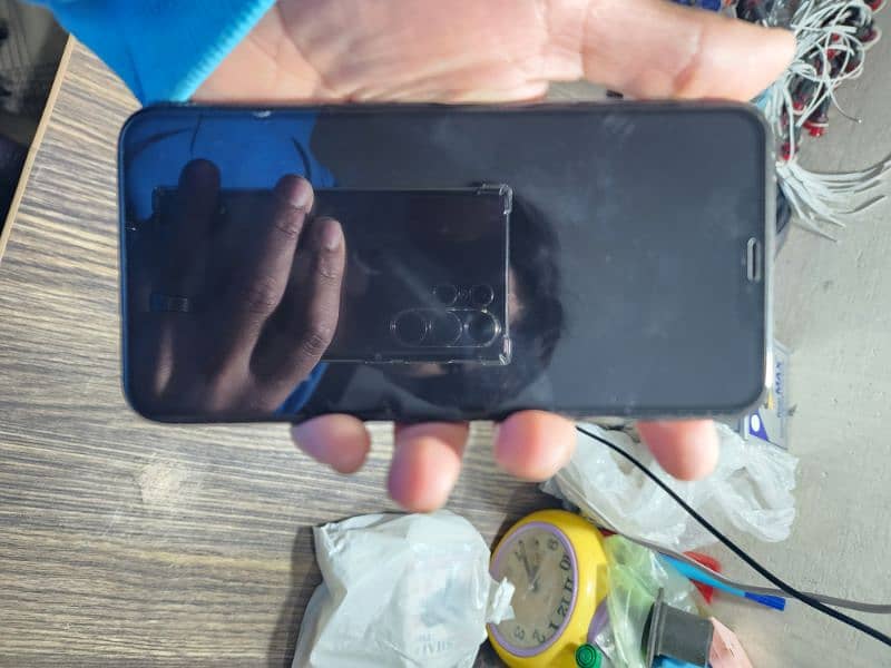 iphone 11 pro max for sale 3