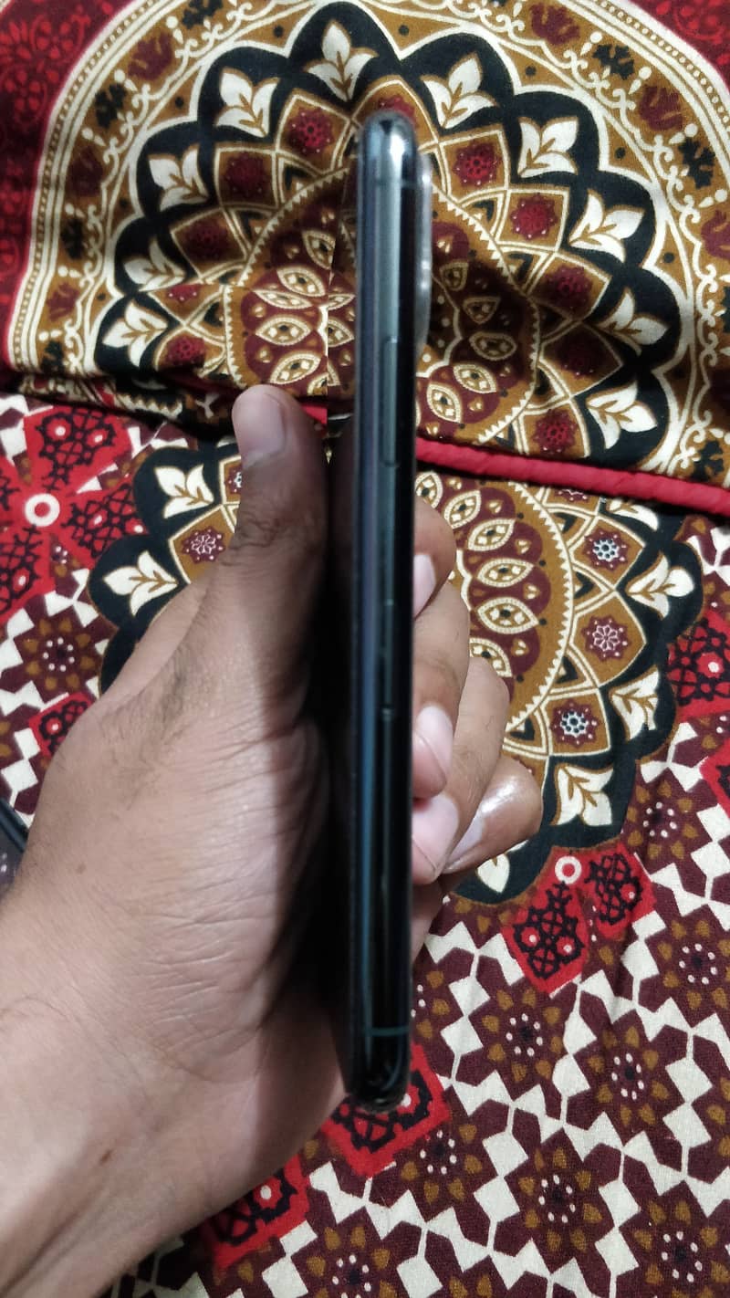 Iphone 11pro 512 gb 4