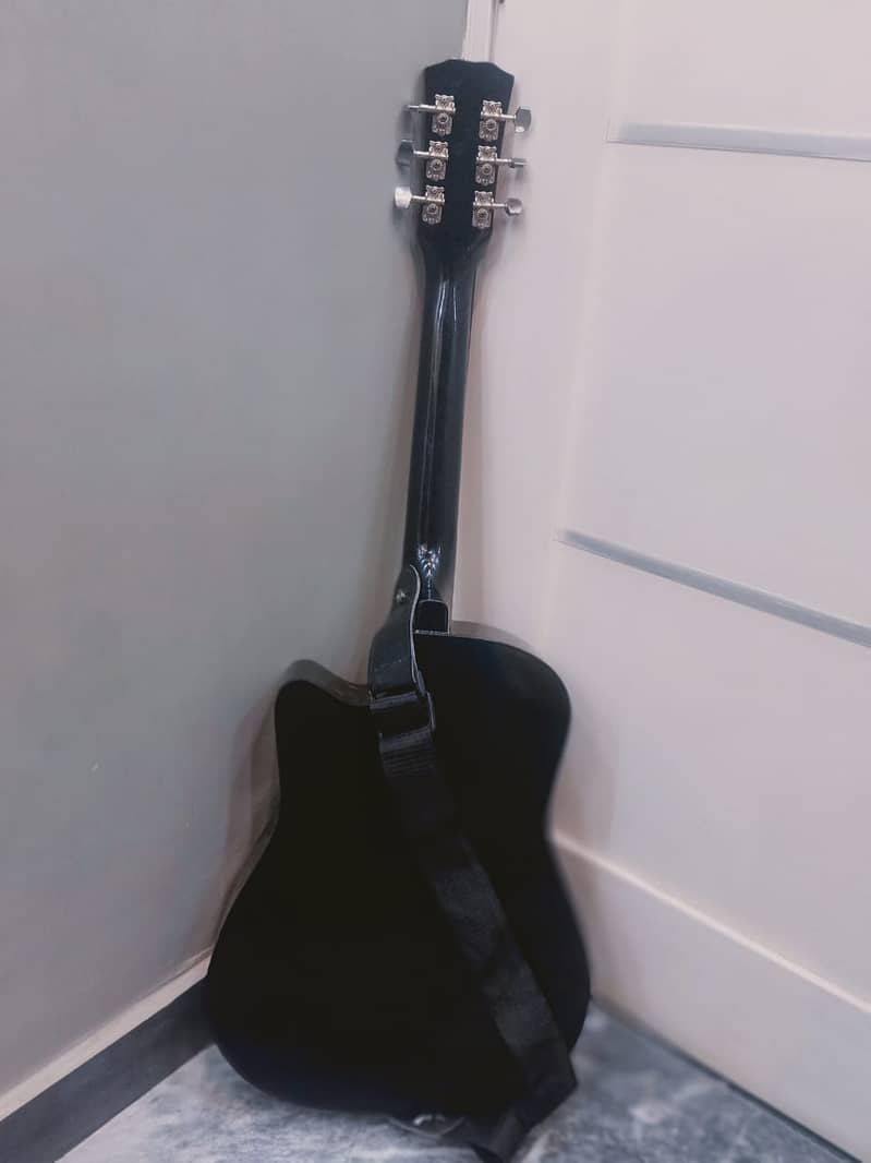 Used Guitar | Pre-owned Guitar | Affordable price 2