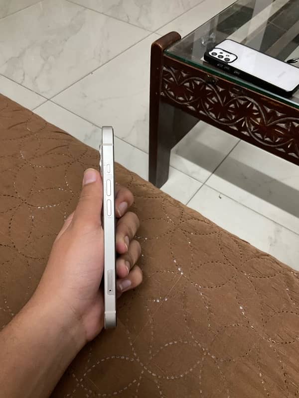 IPhone 13 Non PTA 6