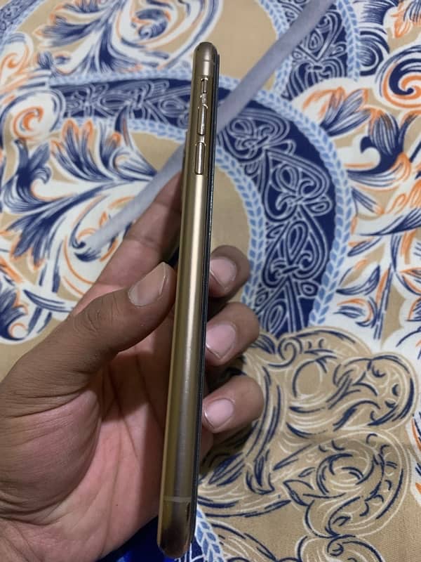 Iphone 11 Pro Max . . 64gb FU with box 3