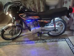 Honda 125 model 2018 GOLDEN number 72