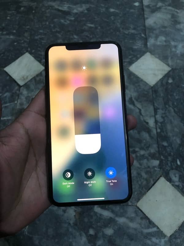 iPhone 11pro max factory unlock 2