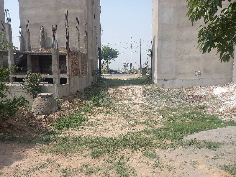 4MARLA COMMERCIAL PLOT ON MB PHASE 6 DHA LAHORE 5