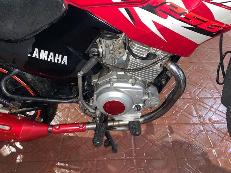 Yamaha Ybr 125G 4