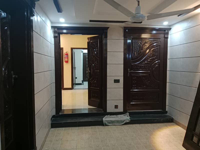 Five Marla House in BB-BLOCK Near McDonald's Bahria Town Lahore 0