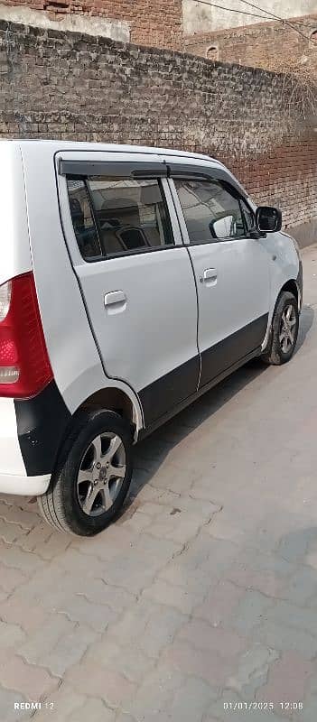 Suzuki Wagon R 2016 Model 8