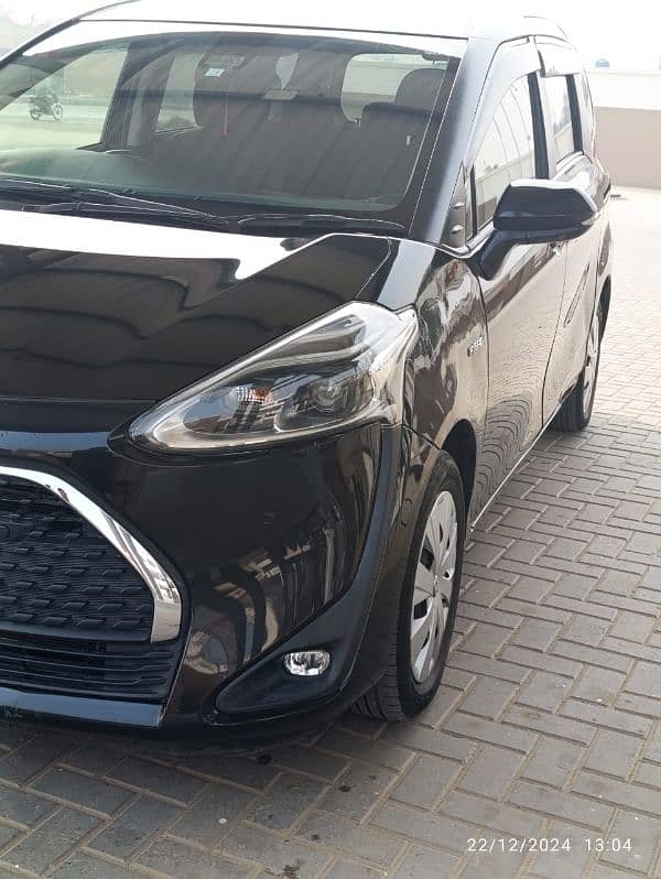 Toyota Sienta 2019 4