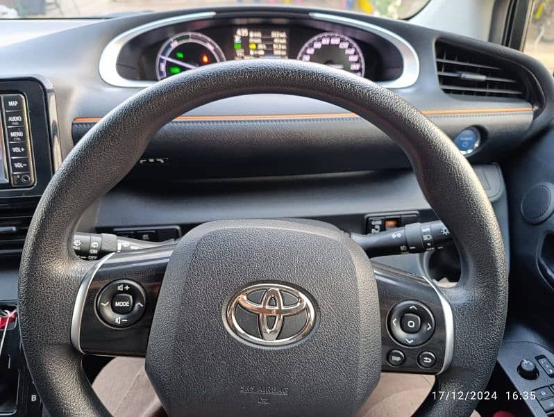 Toyota Sienta 2019 8