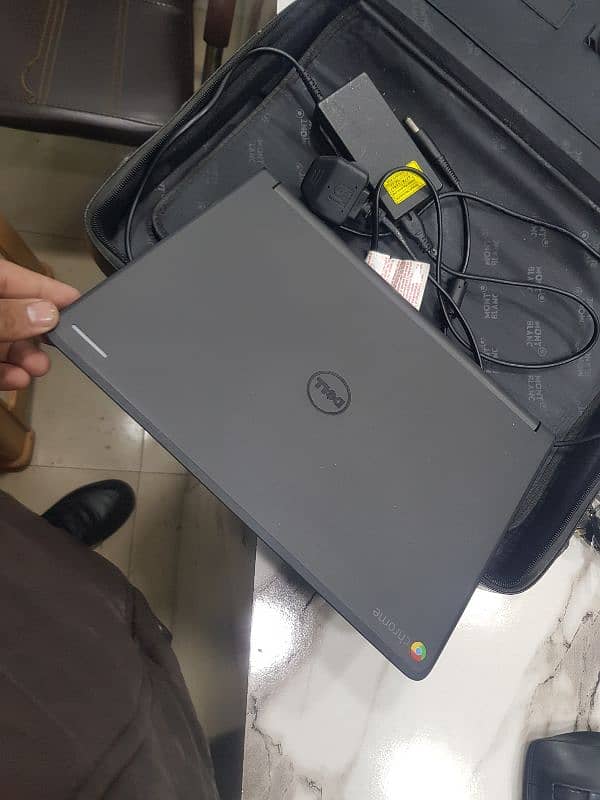 laptop dell chrome book 11 2