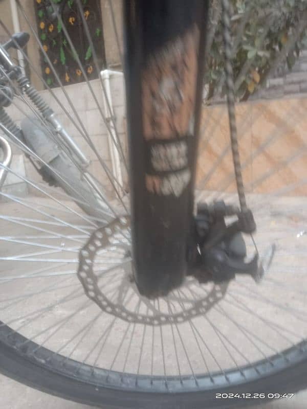 cycle jumping cycle black colour all ok mahmudabad 6 number. 5