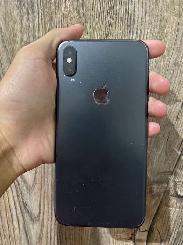 iphone xs max 1