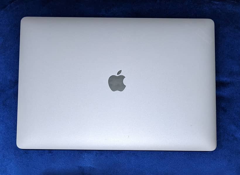 MacBook Pro 15" 2019- intel i9H 32GB, 512GB ,4GB Radeon (150k final) 0