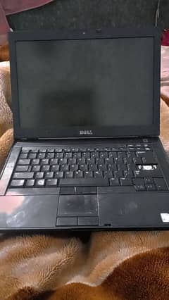 dell laptop windows ka essue ha baki ok ha screen par line ha