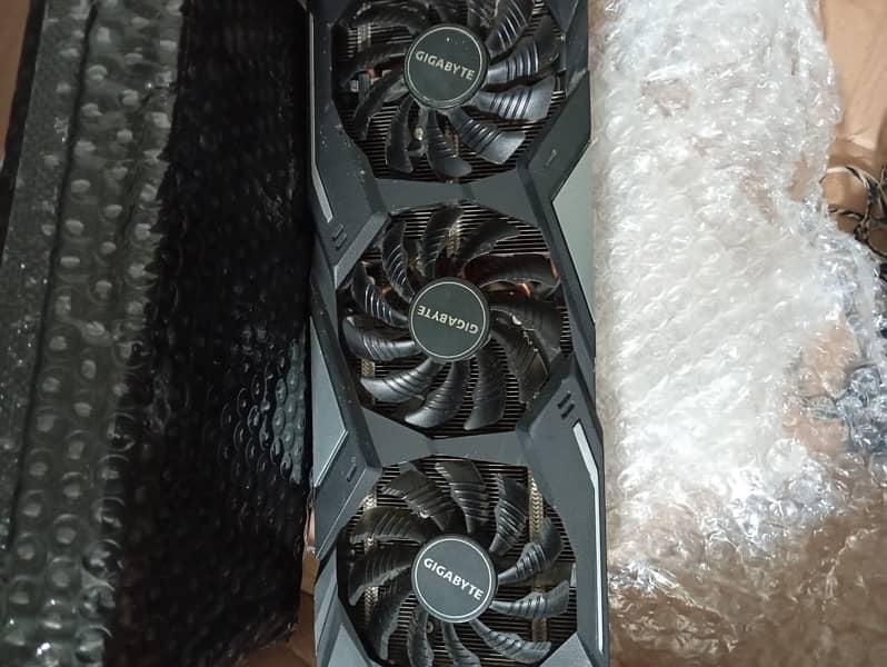 Rx gigabit 5700xt gaming oc 8 Gb 2