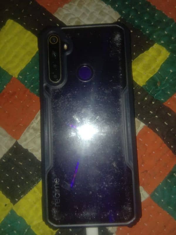 realme 5 exchange possible panel pay shade aur line hai Baki all okay 0