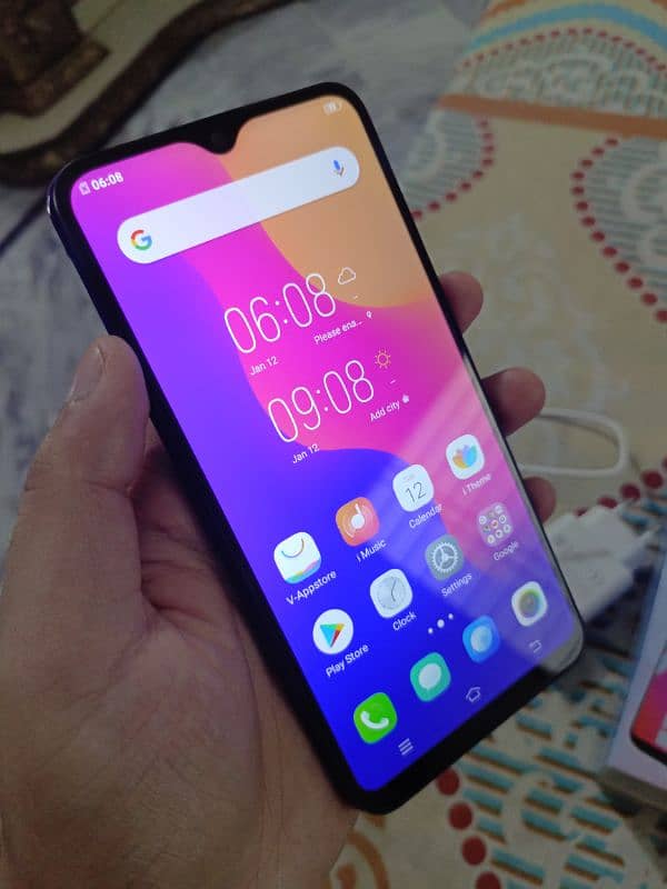 Vivo Y93 full box all accessories 6/128 3