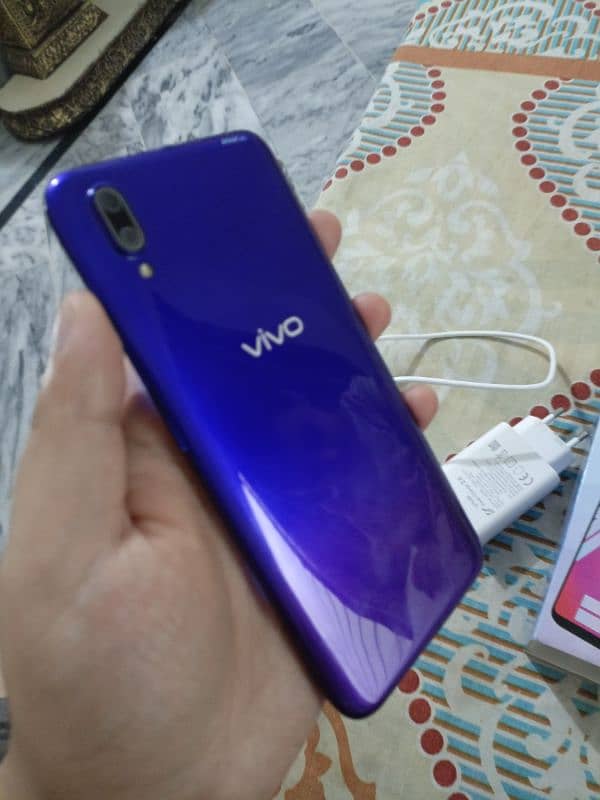 Vivo Y93 full box all accessories 6/128 4