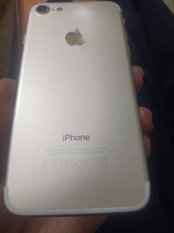 iphone 7 32 GB PTA approved  All ok 1