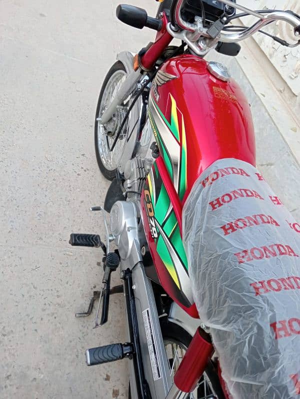 03070503797. . . Honda 70 All Punjab number ha or Saaf condition 2