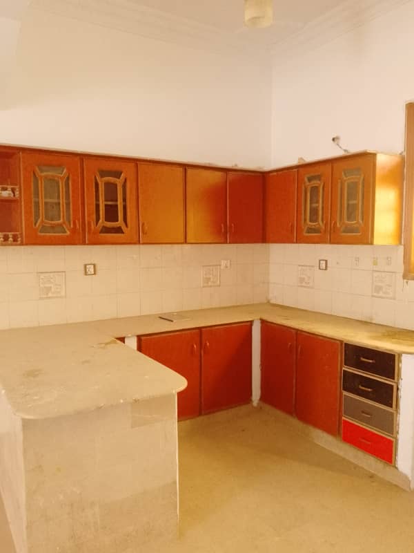 400 g+1 independent house AVAILABLE for silent commercial 30