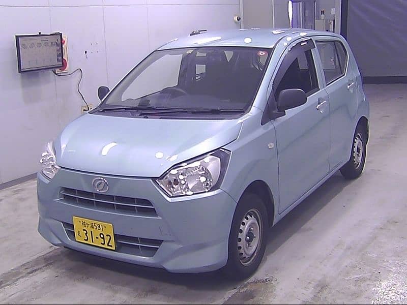 Daihatsu Mira 2021 2