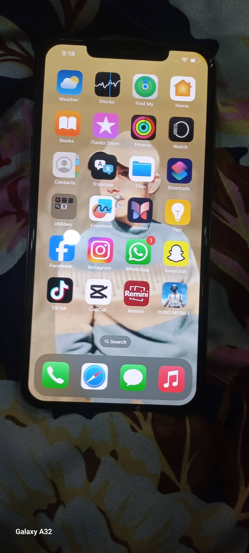 Apple iPhone XS Max 2