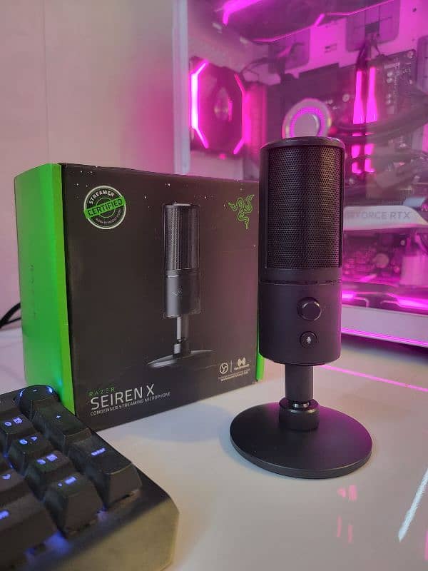 RAZER SIREN X OPEN BOX 4