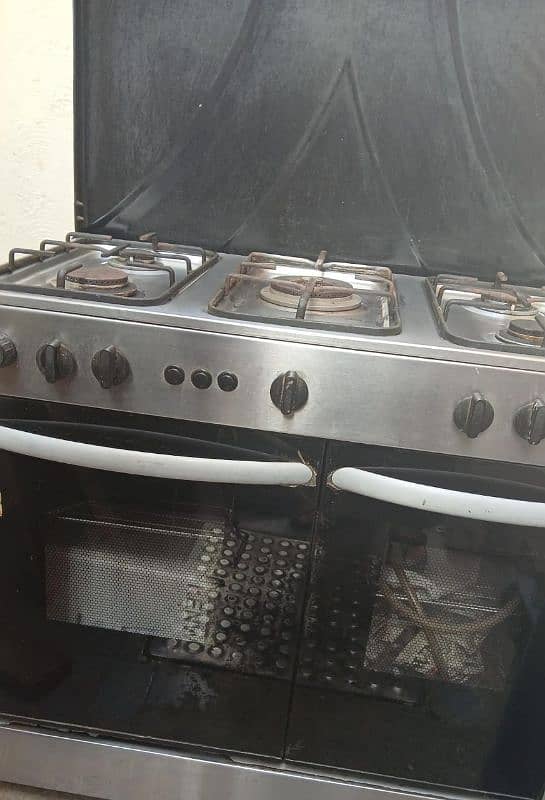 Cooking Range With Oven & Grill 0