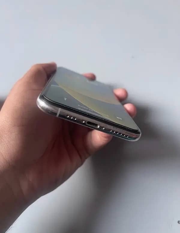 Iphone XS 64gb PTA Approved 3