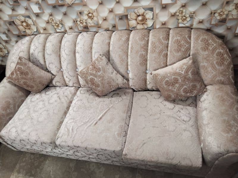 New sofa set for sale 4