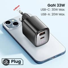 i phone / Samsung Fast Charger , Gan  charger 33 w Dual Port. Display.