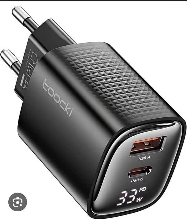 i phone / Samsung Fast Charger , Gan  charger 33 w Dual Port. Display. 2