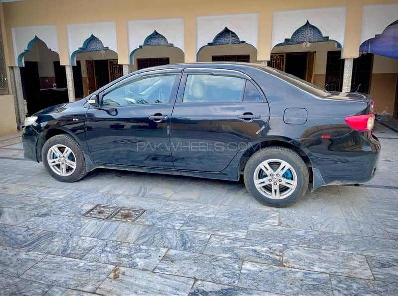 Toyota Corolla XLI 2011 5